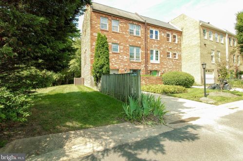 1570 Westmoreland St, Mc Lean VA  22101-4326 exterior