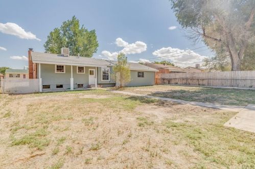 2571 Lynwood Ln, Pueblo CO  81005-2719 exterior