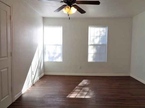 3605 Travis Ave, Fort Worth TX  76110-5230 exterior