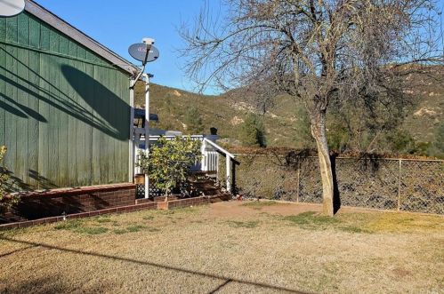 6010 Nacimiento Shores Rd, Lake Nacimiento, CA 93426-6941