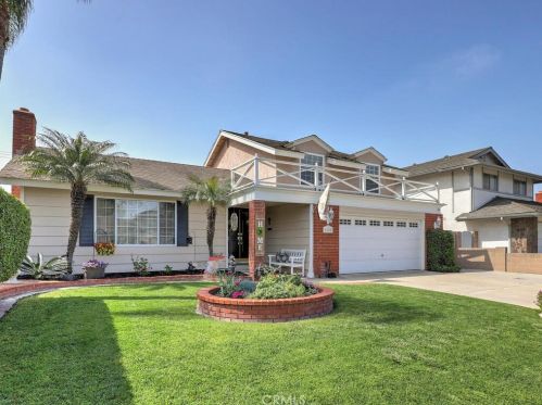 5288 Hanover Dr, Cypress, CA 90630-3719