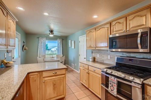 817 Rosa Linda Dr, Pueblo CO  81007-2026 exterior