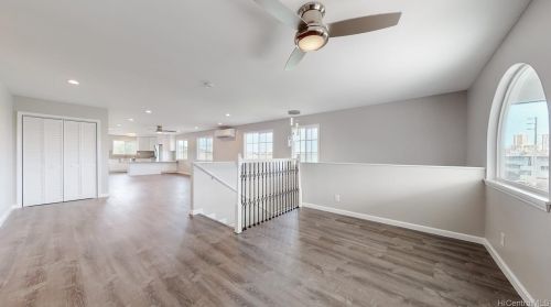 3237 Brokaw St, Honolulu HI  96815-4117 exterior