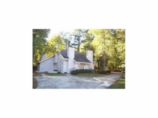 5588 Estates Ct, Norcross, GA 30093-2226