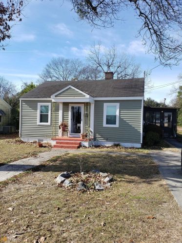 117 5th St, Warner Robins, GA 31088-4605