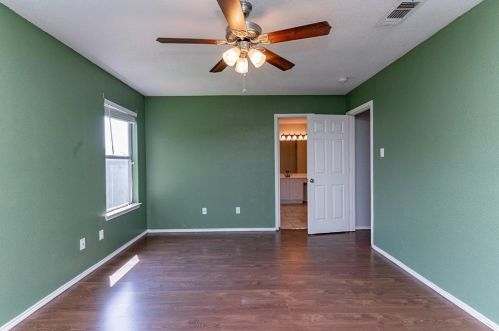 5624 Northfield Dr, Fort Worth TX  76179-3749 exterior