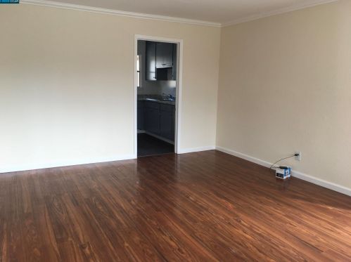 440 28th St, Richmond, CA 94804-2940