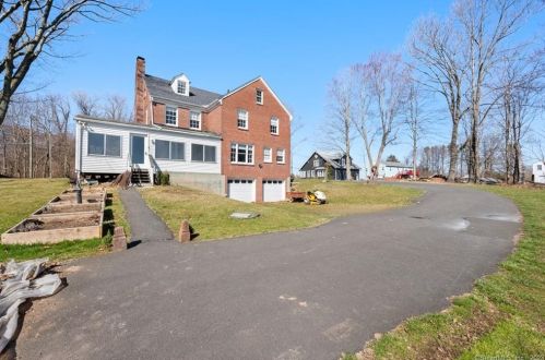 616 Poquonock Ave, Windsor CT  06095-2204 exterior