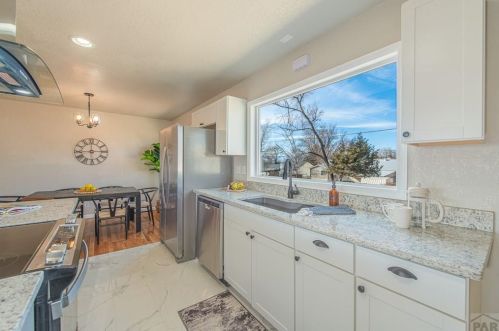 1513 Alexander Cir, Pueblo CO  81001-2024 exterior