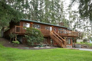 5343 Apollo Rd, Langley, WA 98260-9772