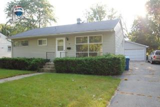 119 Evanslawn Ave, Aurora, IL 60506-3526