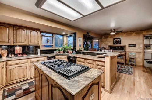 19285 Briarwood Dr, Aurora CO 80016-2132 exterior