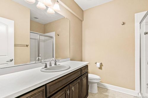 4885 Riviera Way, Aurora CO 80015-4708 exterior