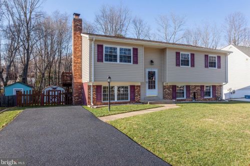14330 Springbrook Ct, Woodbridge, VA 22193-3421