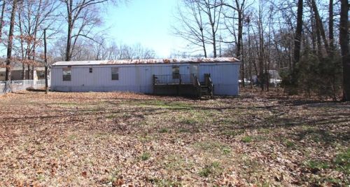 226 Cherokee Ln, Beechgrove, TN 37018-3214