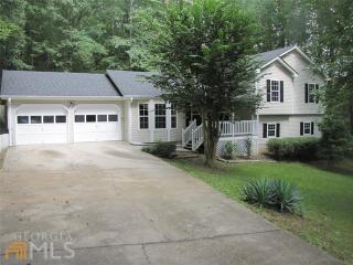 322 Clover Dr, Auburn, GA 30011-3302
