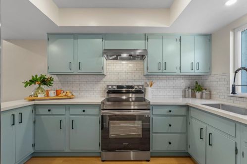 933 Bellhurst Ave, San Jose, CA 95122-3102