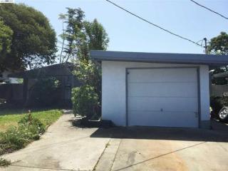 1852 Florida St, Hayward, CA 94545-4706