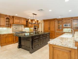 1544 Falling Star Ave, Thousand Oaks CA  91362-5274 exterior