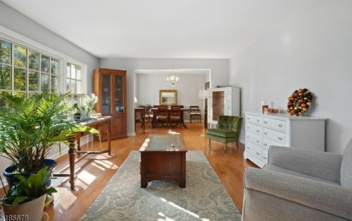 26 Misty Mountain Rd, Dover, NJ 07869-4729