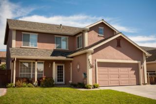 1123 Wellington Ct, Salinas, CA 93906-5028