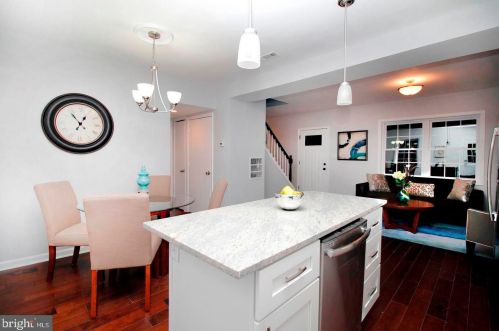 9509 Dallas Ave, Silver Spring, MD 20901-3213