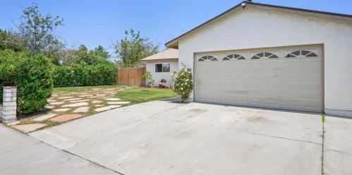 680 Arthur Ave, Oceanside, CA 92057-3603