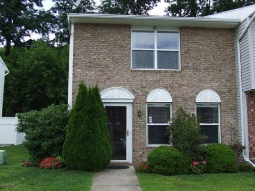 1110 Chicory Ct, Pittston, PA 18643-1181