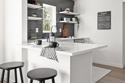 4555 Lincoln St, Englewood CO  80113-5732 exterior