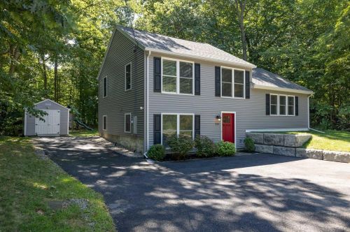 220 Elwyn Rd, Portsmouth, NH 03801-5705