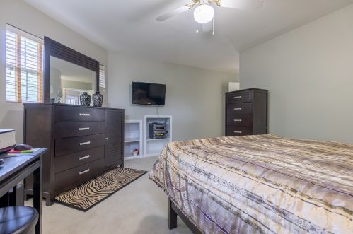 1288 Donegal Ct, Carol Stream IL  60188-6012 exterior