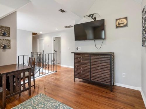 1892 Harper Rd, Atlanta GA  30318-3070 exterior