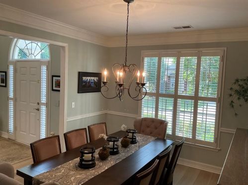 1079 Queensgate Dr, Smyrna GA  30082-6400 exterior