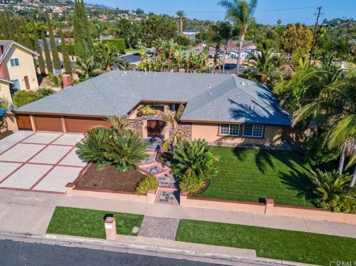13832 Glenmere Dr, Santa Ana, CA 92705-2812