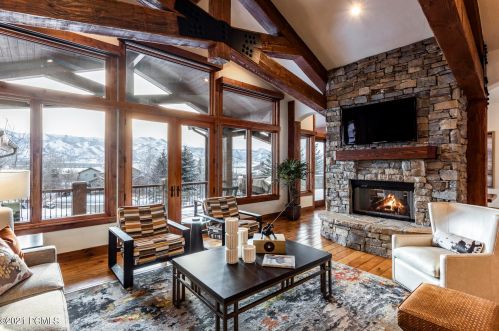 6050 Mtn Rnch Dr, Park City UT 84098-6177 exterior