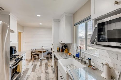 816 Amber Ct, Upland CA 91786-3709 exterior