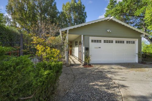 246 Garden Hill Dr, Los Gatos, CA 95032-7666