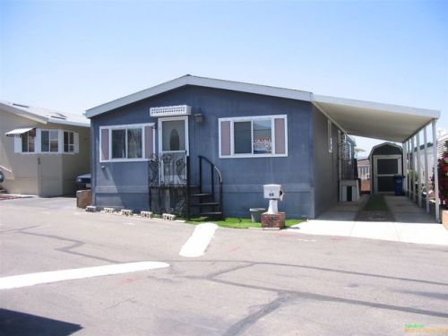 68 Hummingbird Ln, Oceanside, CA 92057-6450