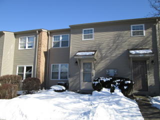 424 Dogwood Ct, Carlisle, PA 17013-2572