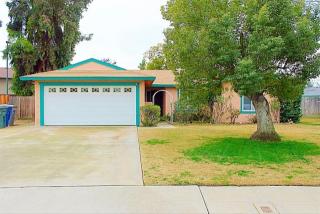 680 Antonio Dr, Clovis, CA 93612-4808