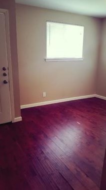 1606 Cripple Creek Dr, Austin TX  78758-5037 exterior