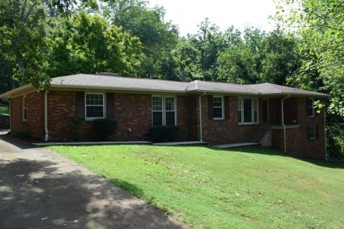 600 Vanoke Dr, Madison, TN 37115-3435