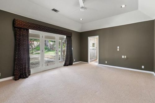 2120 10th St, Austin TX  78702-3412 exterior