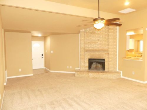 113 Suttonwood Dr, Fort Worth TX  76108-3835 exterior
