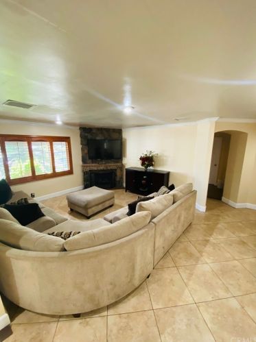 2345 Moro Pl, Anaheim CA  92801-3329 exterior