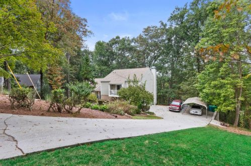 4513 Rivercliff Dr, Lilburn, GA 30047-4732