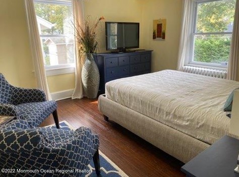 1607 3rd Ave, Tinton Falls NJ 07712-5721 exterior