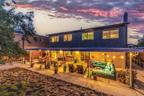 5413 Betty Cir, Livermore, CA 94550-2314