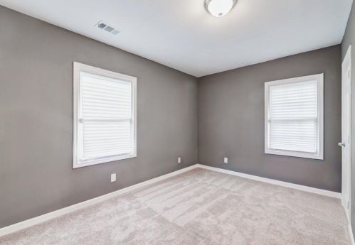 2664 Baker Ridge Dr, Atlanta GA  30318-7223 exterior