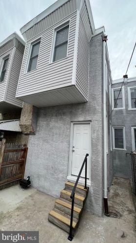 1819 Hancock St, Philadelphia PA  19122-2306 exterior